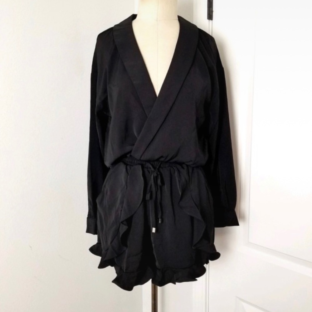 NEW Selfie Leslie Black Ruffled Romper
